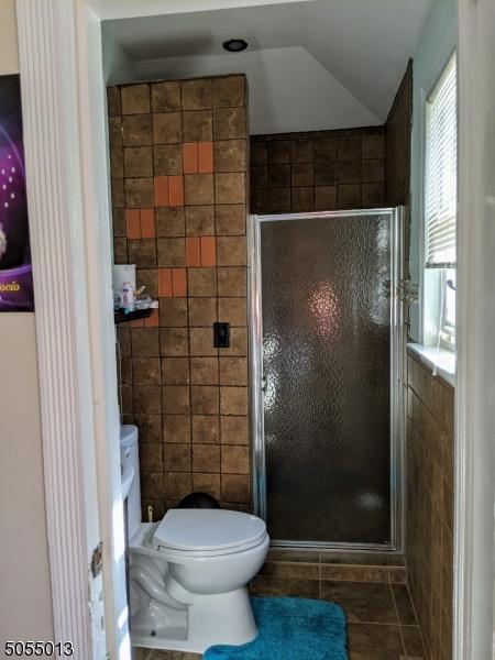 276 E 3rd Ave, Roselle, NJ 07203 photo 12