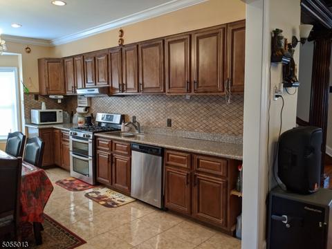 276 E 3rd Ave, Roselle, NJ 07203 photo 8