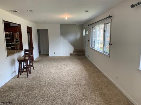 9 Laytham Dr, Wayne, NJ 07470 photo 6