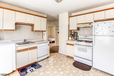 102 Morrison Rd, Springfield, NJ 07081 photo 12