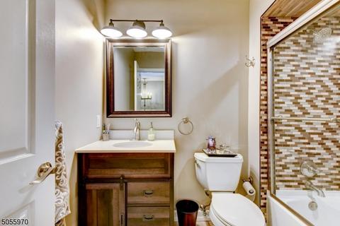 24 Easedale Rd, Wayne, NJ 07470 photo 17