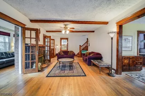 63 Maple St, Millburn, NJ 07041 photo 3