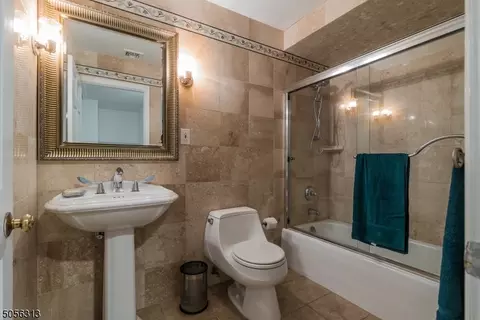 39 Mill Glen Rd, Upper Saddle River, NJ 07458 photo 22