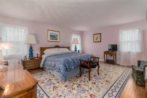 39 Mill Glen Rd, Upper Saddle River, NJ 07458 photo 17