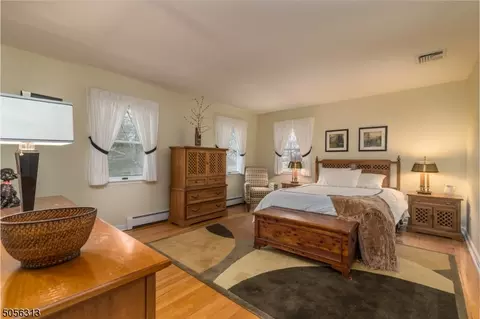 39 Mill Glen Rd, Upper Saddle River, NJ 07458 photo 20