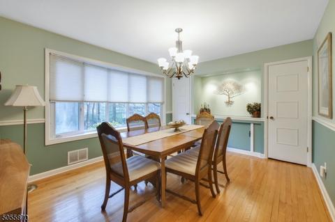 58 Spruce Ter, Wayne, NJ 07470 photo 9