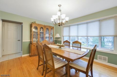 58 Spruce Ter, Wayne, NJ 07470 photo 10