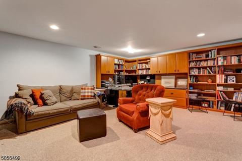 2 Summer Hill Rd, Wayne, NJ 07470 photo 21