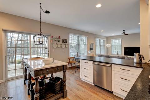 2 Summer Hill Rd, Wayne, NJ 07470 photo 9