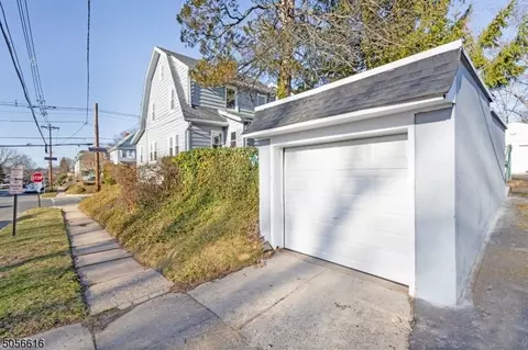 602 E 3rd Ave, Roselle, NJ 07203 photo 19