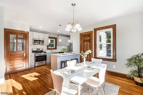 602 E 3rd Ave, Roselle, NJ 07203 photo 9