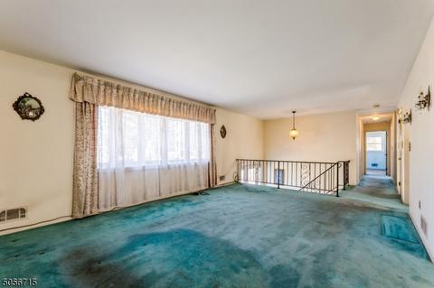 257 Andover Dr, Wayne, NJ 07470 photo 7