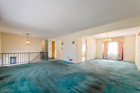 257 Andover Dr, Wayne, NJ 07470 photo 4