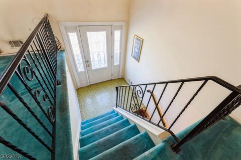 257 Andover Dr, Wayne, NJ 07470 photo 3