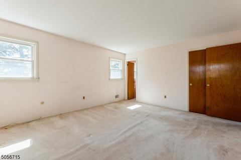 257 Andover Dr, Wayne, NJ 07470 photo 10