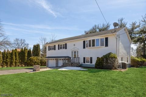 257 Andover Dr, Wayne, NJ 07470 photo 2