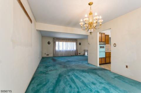 257 Andover Dr, Wayne, NJ 07470 photo 6