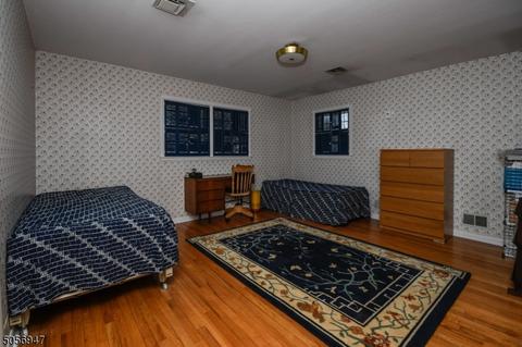 12 Halco Dr, Paramus, NJ 07652 photo 7