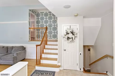 9 Corwin St, Randolph, NJ 07869 photo 2