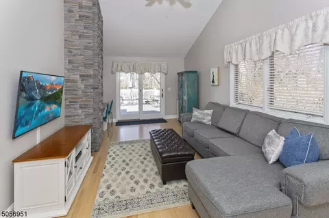 9 Corwin St, Randolph, NJ 07869 photo 11