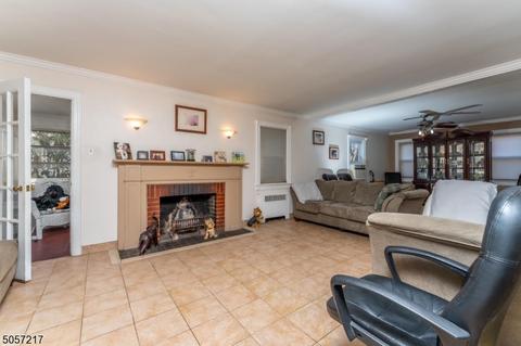 255 E 4th Ave, Roselle, NJ 07203 photo 11