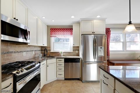 32 Clark St, Summit, NJ 07901 photo 4