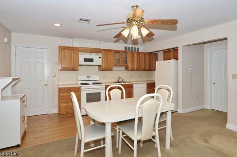 1104 Saddlebrook Rd, Mountainside, NJ 07092 photo 21