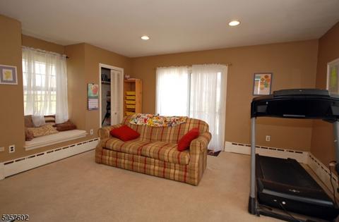 66 Mountainview Ave, Nutley, NJ 07110 photo 10