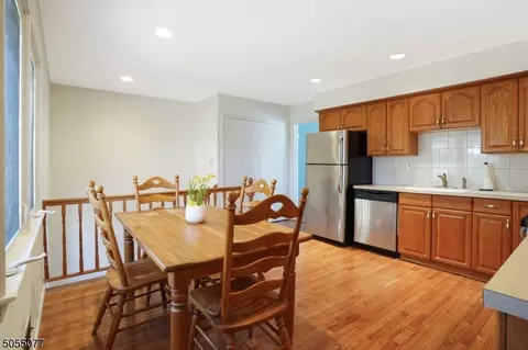 500 Summit Rd, Mountainside, NJ 07092 photo 7