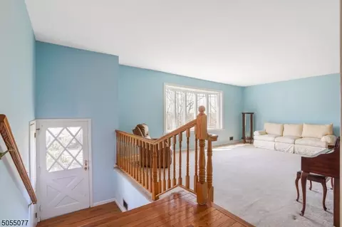 500 Summit Rd, Mountainside, NJ 07092 photo 2