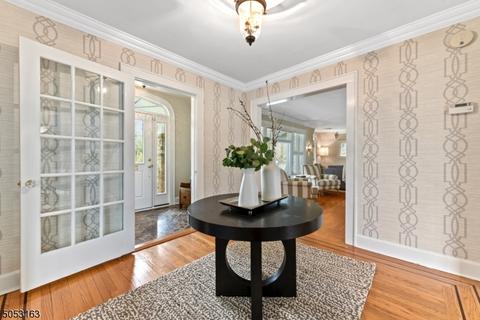 9 Prospect Hill Ave, Summit, NJ 07901 photo 2