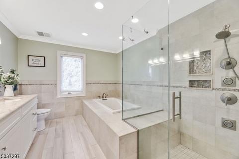 39 Beechwood Dr, Wayne, NJ 07470 photo 7