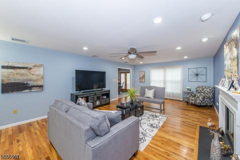 9 Karen Ct, Wayne, NJ 07470 photo 8