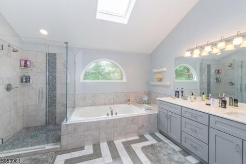 9 Karen Ct, Wayne, NJ 07470 photo 12