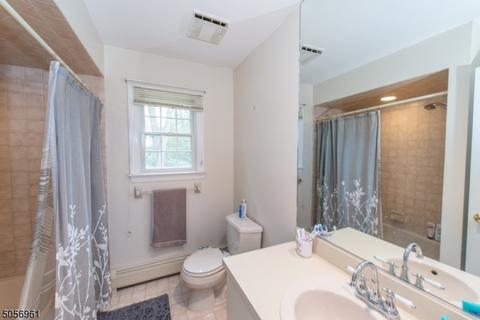 9 Karen Ct, Wayne, NJ 07470 photo 16