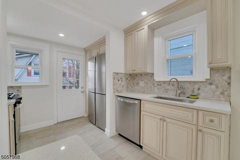 72 Centre St, Nutley, NJ 07110 photo 8