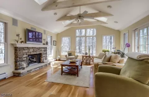 22 Darlington Dr, Wayne, NJ 07470 photo 9