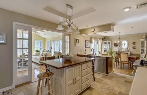 22 Darlington Dr, Wayne, NJ 07470 photo 8