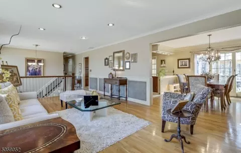 22 Darlington Dr, Wayne, NJ 07470 photo 4