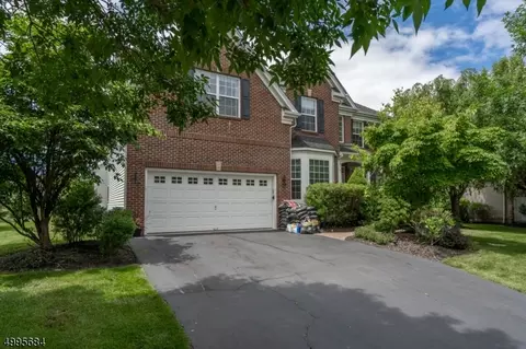 12 Crestview Dr, Clinton, NJ 08809 photo 1