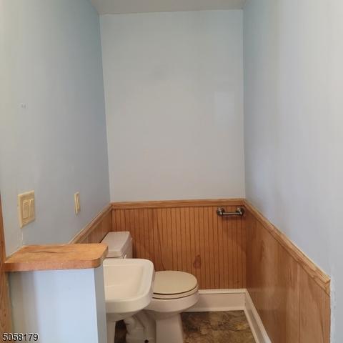 313 7th St, Saddle Brook, NJ 07663 photo 7