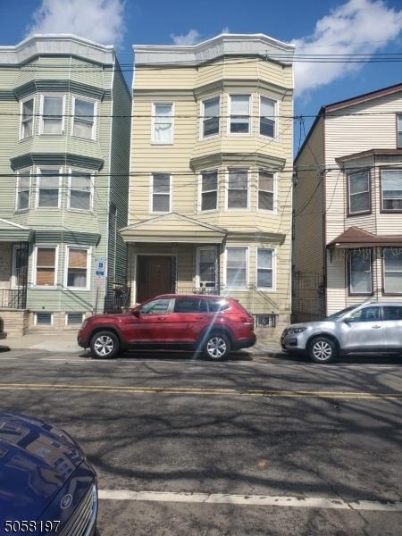 331 Walnut St, Newark, NJ 07105 photo 1