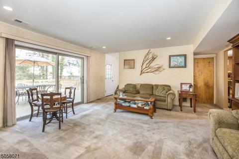 53 Joseph Pl, Wayne, NJ 07470 photo 13