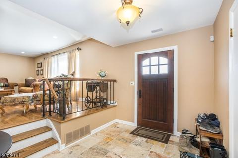 53 Joseph Pl, Wayne, NJ 07470 photo 5