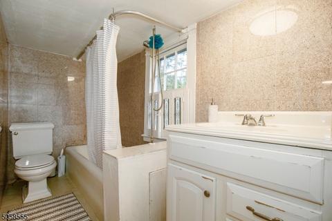 16 Roxiticus Rd, Mendham, NJ 07945 photo 18