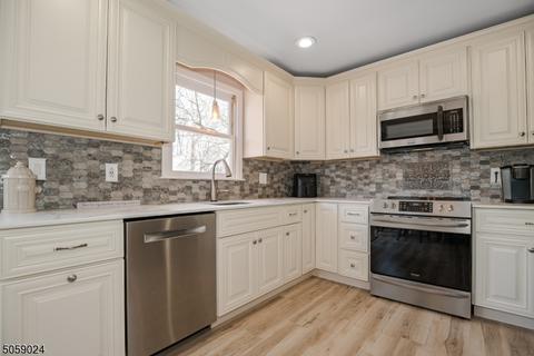 29 River Rd, Stanhope, NJ 07874 photo 8