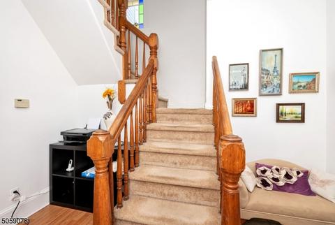 195 Spring Valley Rd, Paramus, NJ 07652 photo 4