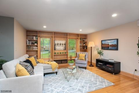 8 Angus Ln, Warren, NJ 07059 photo 5