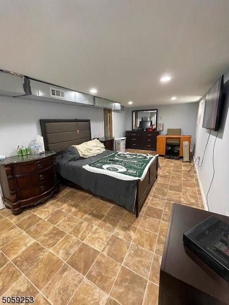 320 E 4th Ave, Roselle, NJ 07203 photo 3