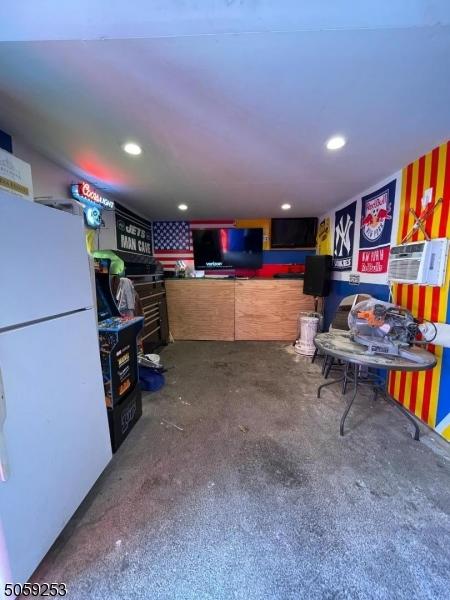 320 E 4th Ave, Roselle, NJ 07203 photo 1